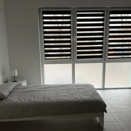 Aparthotel Aparts Centrum